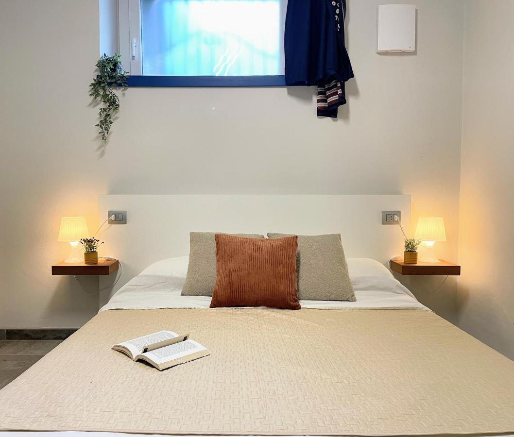 Casa Romea - Welchome สเตรซา ภายนอก รูปภาพ